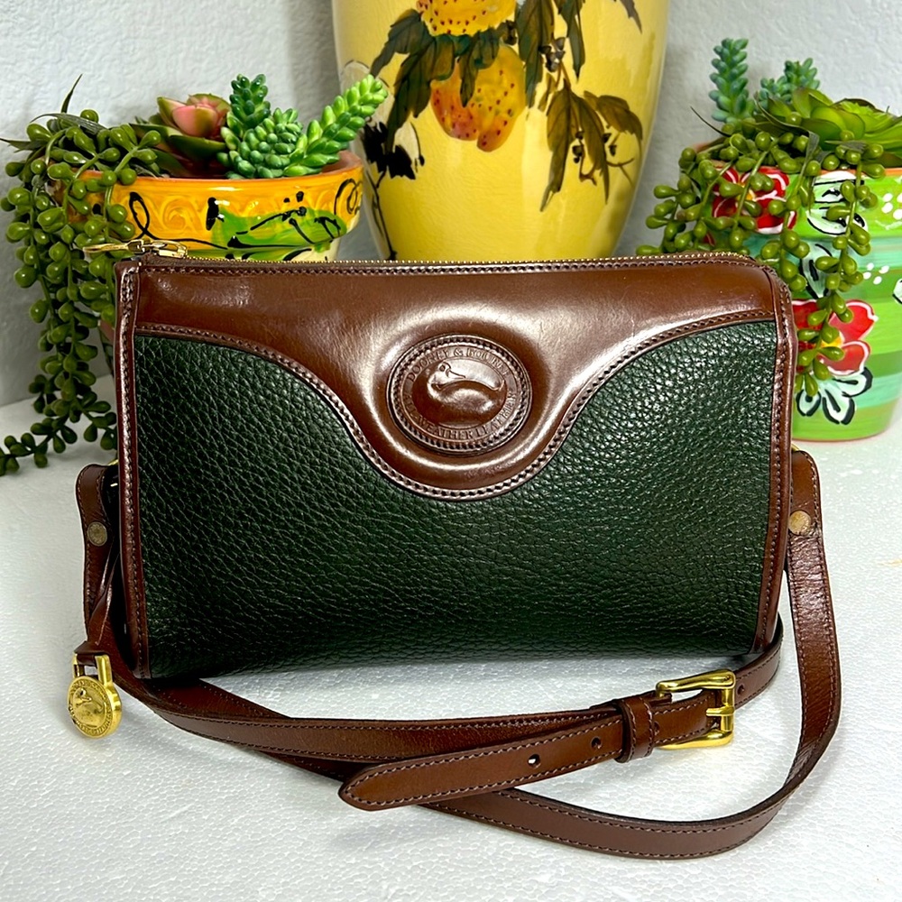 🦆 DOONEY & BOURKE VINTAGE ALL WEATHER LEATHER CROSSBODY BAG GREEN CHOCOLATE